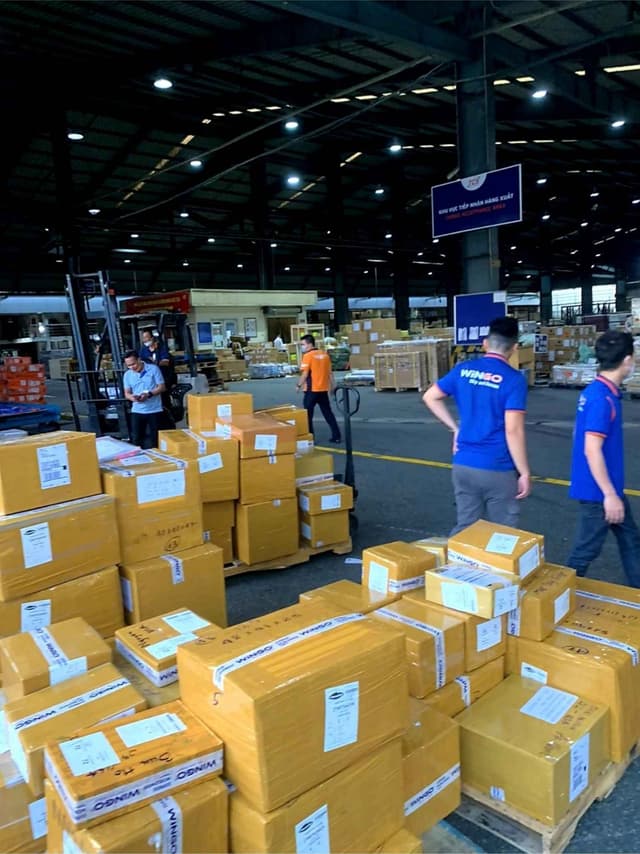 Hình ảnh vận chuyển thực tế tại Wingo Logistics
