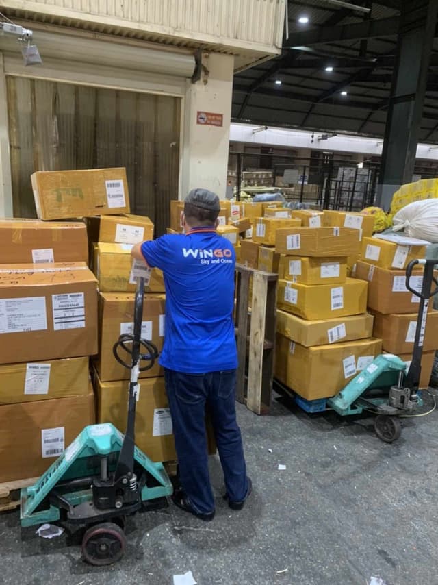 Hình ảnh vận chuyển thực tế tại Wingo Logistics