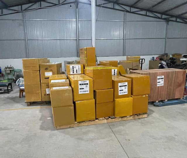 Hình ảnh vận chuyển thực tế tại Wingo Logistics