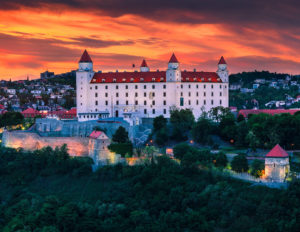 gửi hàng đi Slovakia